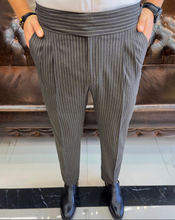 Carica l&#39;immagine nel visualizzatore di Gallery, Sophisticasual Anthracite Slim-Fit Stripe Pants With Expandable Waistband
