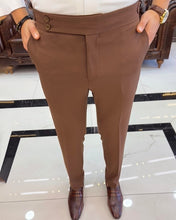 Laden Sie das Bild in den Galerie-Viewer, Sophisticasual Brown Slim-Fit Solid Pants

