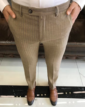 Load image into Gallery viewer, Sophisticasual Camel Slim-Fit Herringbone Pants
