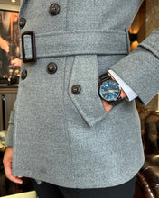 Laden Sie das Bild in den Galerie-Viewer, Madison Double-Breasted Belted Slim Fit Gray Coat

