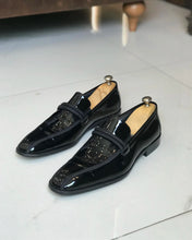 Load image into Gallery viewer, Lorencio Stuart Calfskin Black Loafer
