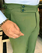 Cargar imagen en el visor de la galería, Luke Bernardi Green Slim Fit Solid Pants
