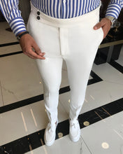 Laden Sie das Bild in den Galerie-Viewer, Charles Bellini White Slim Fit Solid Pants

