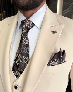 Royce Lakes Slim-Fit Solid Beige Suit