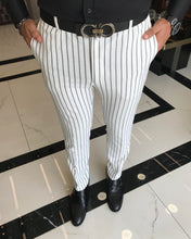 Laden Sie das Bild in den Galerie-Viewer, Charles Bellini White Slim Fit Striped Pants
