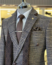 Load image into Gallery viewer, Nebraska Slim Fit Houndstooth Double Breasted Brown Overcoat
