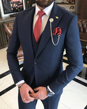 Load image into Gallery viewer, Everett Slim-Fit Solid Navy Blue Suit
