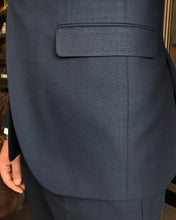 Charger l&#39;image dans la galerie, Everett Slim-Fit Solid Navy Blue Suit
