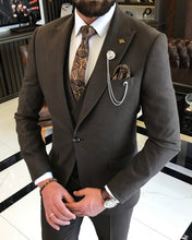 Load image into Gallery viewer, Everett Slim-Fit Solid Brown Suit
