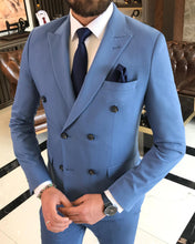 Charger l&#39;image dans la galerie, Clark Slim-Fit Solid Double Breasted Blue Suit
