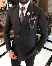 Cargar imagen en el visor de la galería, Clark Slim-Fit Solid Double Breasted Brown Suit
