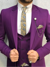 Laden Sie das Bild in den Galerie-Viewer, Zaire Purple Slim Fit Suit
