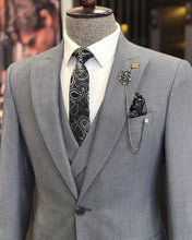 Laden Sie das Bild in den Galerie-Viewer, Colin Slim-Fit Solid Gray Suit
