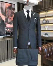 Carica l&#39;immagine nel visualizzatore di Gallery, Beau Slim-Fit Black Suit
