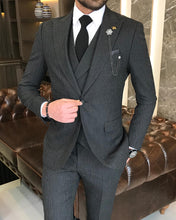 Load image into Gallery viewer, Beau Slim-Fit Black Suit

